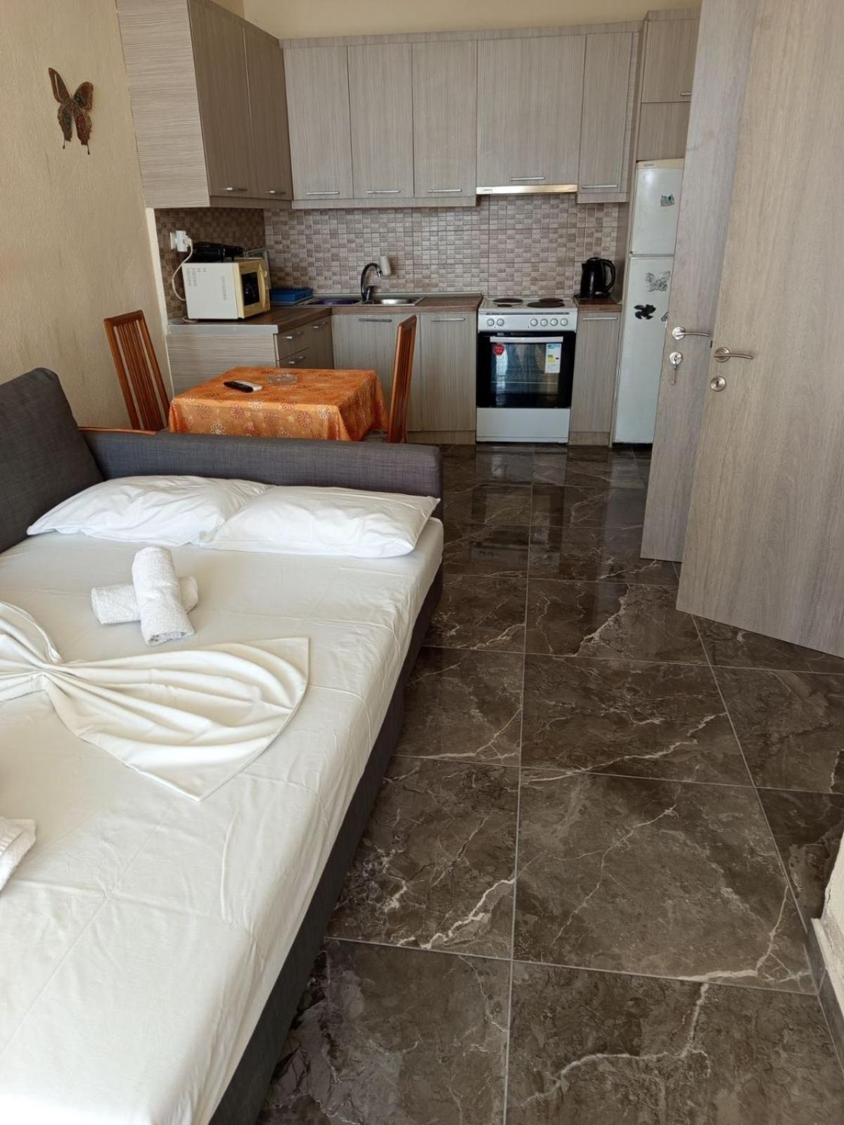 Beachfront Thassos Апартаменты *